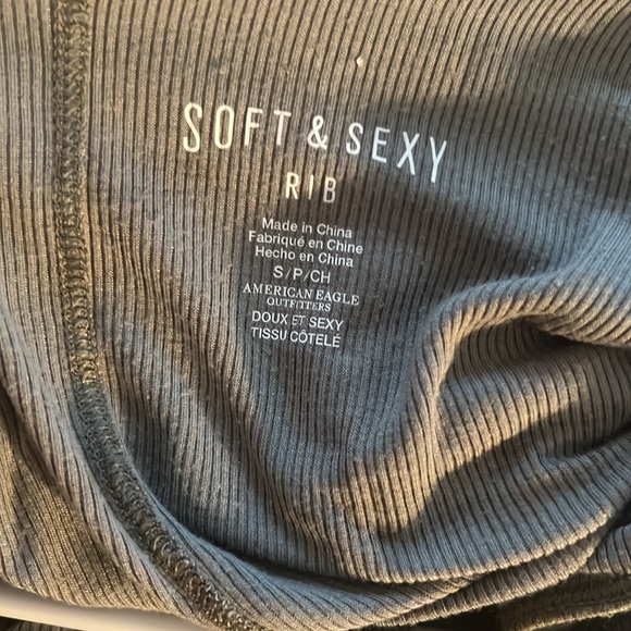 Tank - Picture 3 of 3